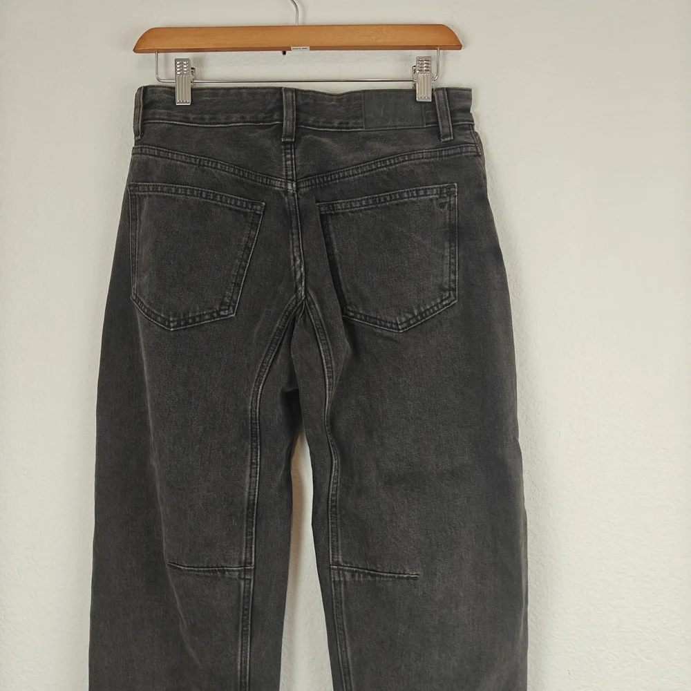 Madewell Darted Barrel Leg Jeans Olenda Wash Petite 24P | High Rise Black Denim - Picture 13 of 16